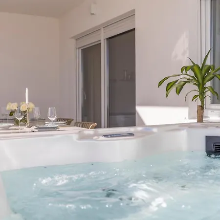 Luxury Rooftop Zalato Apartment Split