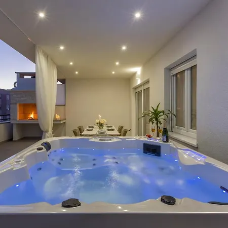 Luxury Rooftop Zalato * Split