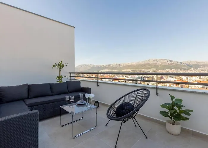 Luxury Rooftop Zalato * Split