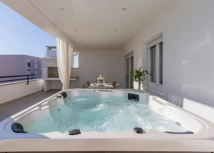Luxury Rooftop Zalato