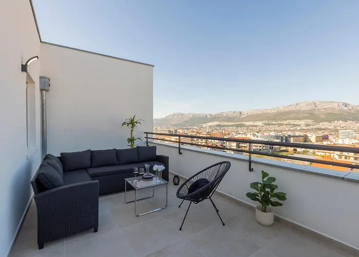Luxury Rooftop Zalato * Split