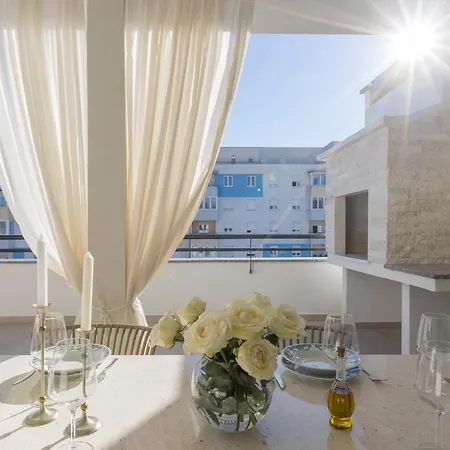 Luxury Rooftop Zalato